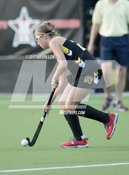 Thumbnail 2 in St. John's vs. St. Agnes Academy photogallery.