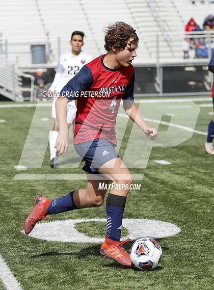 Thumbnail 3 in Crimson Cliffs vs. Desert Hills (UHSAA 4A Semifinal Playoff) photogallery.