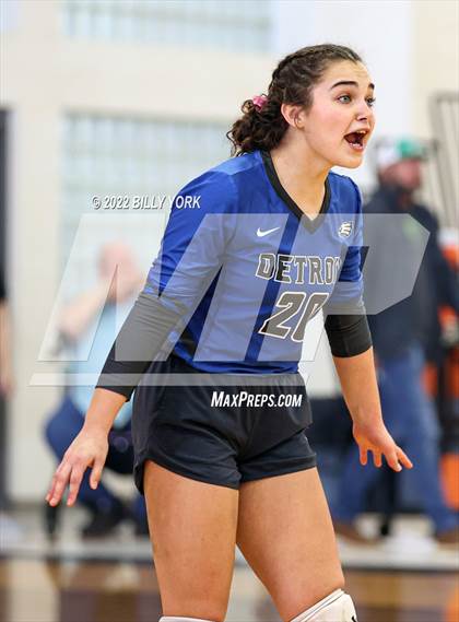 Thumbnail 1 in Overton vs Detroit photogallery.