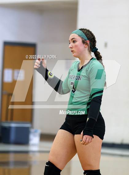 Thumbnail 3 in Overton vs Detroit photogallery.