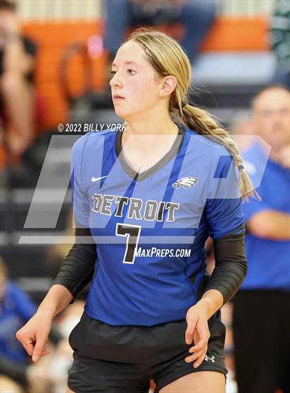 Thumbnail 1 in Overton vs Detroit photogallery.