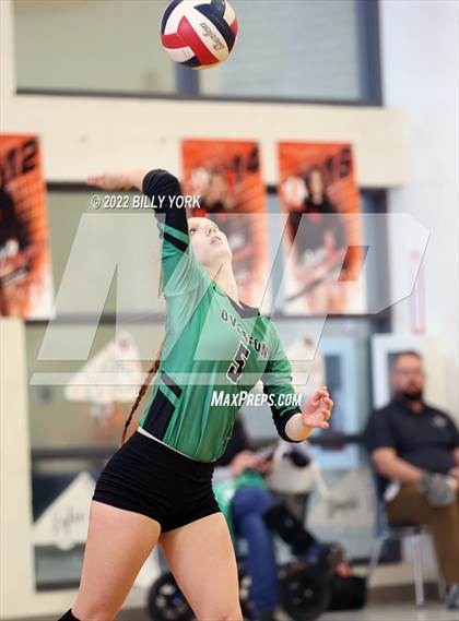 Thumbnail 1 in Overton vs Detroit photogallery.