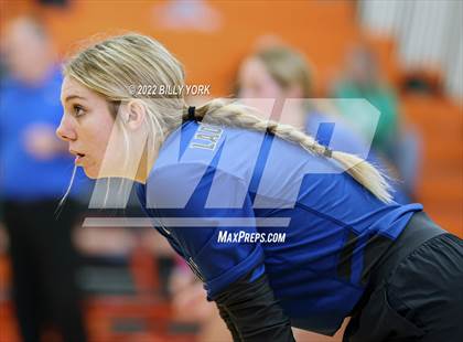 Thumbnail 3 in Overton vs Detroit photogallery.