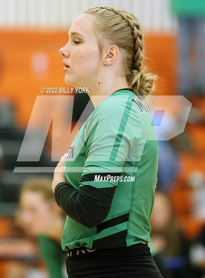 Thumbnail 2 in Overton vs Detroit photogallery.
