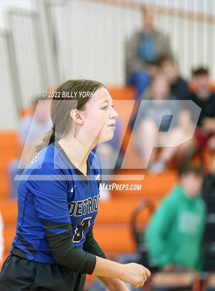 Thumbnail 1 in Overton vs Detroit photogallery.