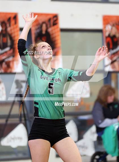 Thumbnail 3 in Overton vs Detroit photogallery.