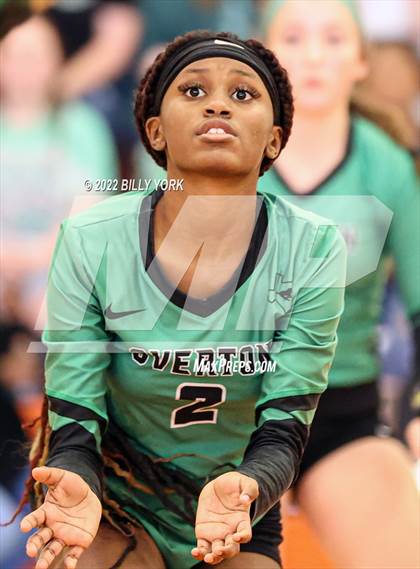 Thumbnail 2 in Overton vs Detroit photogallery.