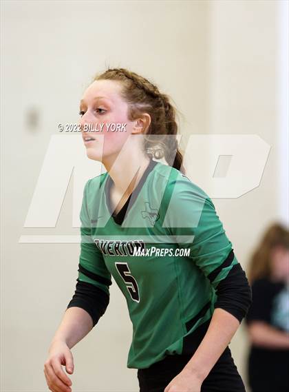 Thumbnail 2 in Overton vs Detroit photogallery.
