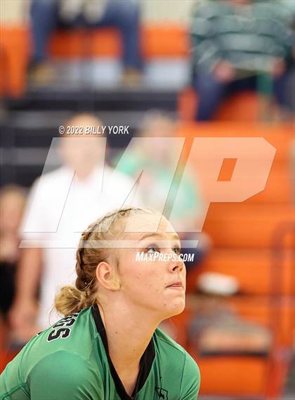 Thumbnail 1 in Overton vs Detroit photogallery.