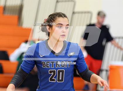 Thumbnail 2 in Overton vs Detroit photogallery.