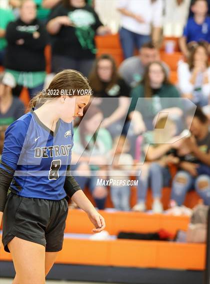 Thumbnail 2 in Overton vs Detroit photogallery.