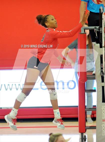 Thumbnail 2 in Marymount @ Mater Dei (CIF SS D1 Semifinal) photogallery.