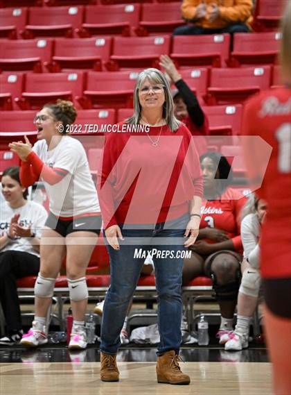 Thumbnail 2 in Atkins vs. Booneville (AAA 3A State Playoff 1st round) photogallery.