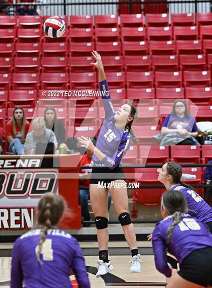 Thumbnail 3 in Atkins vs. Booneville (AAA 3A State Playoff 1st round) photogallery.