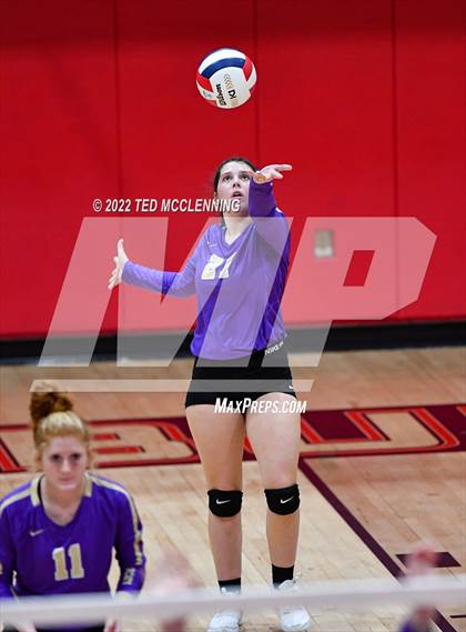 Thumbnail 2 in Atkins vs. Booneville (AAA 3A State Playoff 1st round) photogallery.
