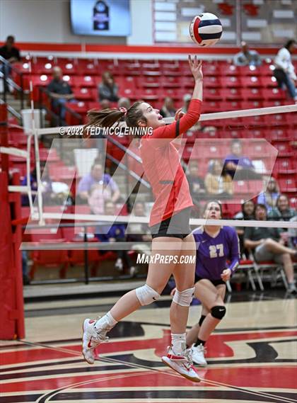 Thumbnail 2 in Atkins vs. Booneville (AAA 3A State Playoff 1st round) photogallery.