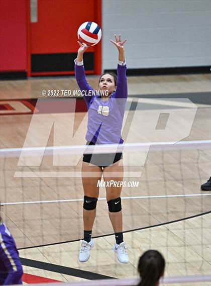 Thumbnail 1 in Atkins vs. Booneville (AAA 3A State Playoff 1st round) photogallery.