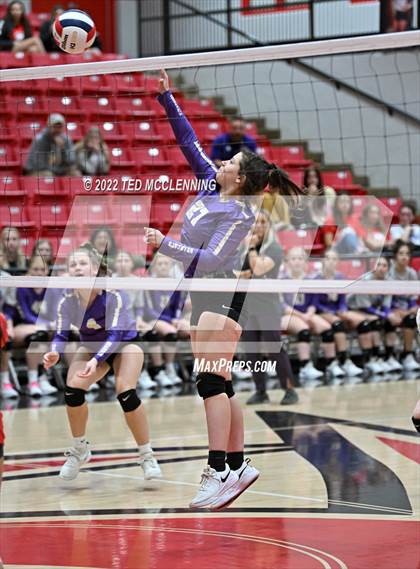 Thumbnail 1 in Atkins vs. Booneville (AAA 3A State Playoff 1st round) photogallery.