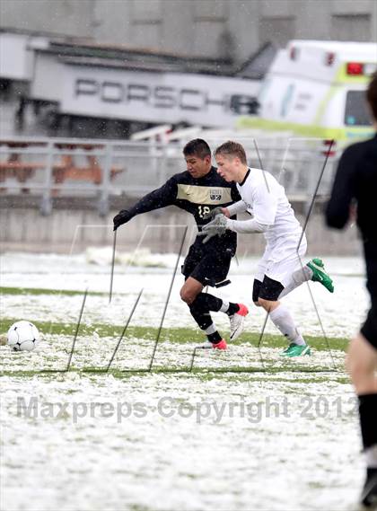 Thumbnail 2 in Palmer Ridge vs. Battle Mountain (CHSAA 4A Final) photogallery.