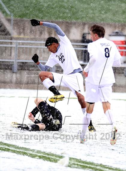 Thumbnail 2 in Palmer Ridge vs. Battle Mountain (CHSAA 4A Final) photogallery.