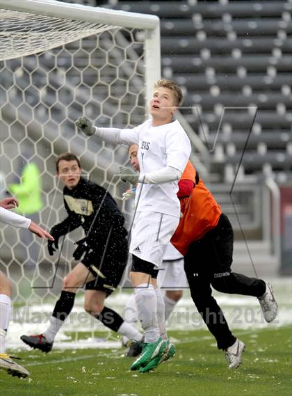 Thumbnail 1 in Palmer Ridge vs. Battle Mountain (CHSAA 4A Final) photogallery.