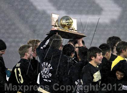 Thumbnail 2 in Palmer Ridge vs. Battle Mountain (CHSAA 4A Final) photogallery.