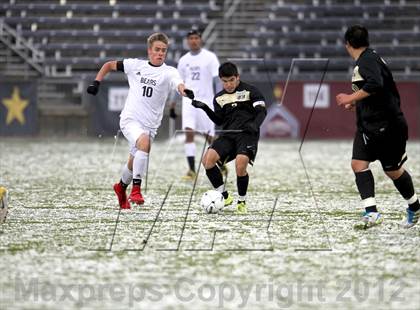 Thumbnail 3 in Palmer Ridge vs. Battle Mountain (CHSAA 4A Final) photogallery.