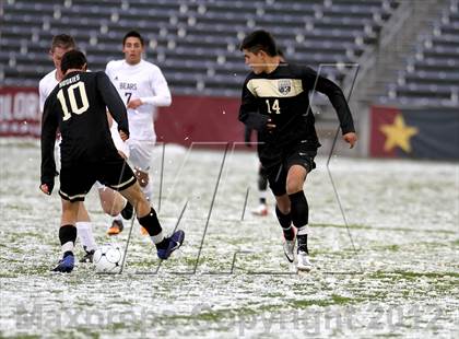 Thumbnail 2 in Palmer Ridge vs. Battle Mountain (CHSAA 4A Final) photogallery.