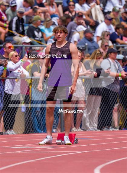 Thumbnail 3 in CHSAA State Championships (400m Finals) photogallery.