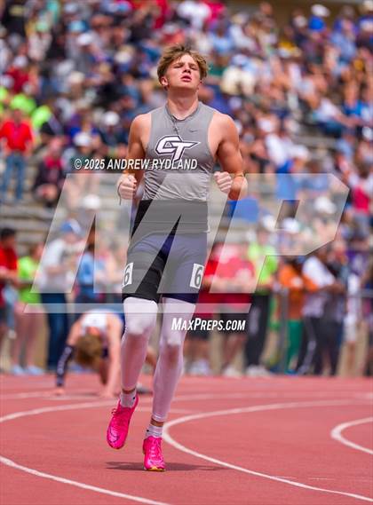 Thumbnail 2 in CHSAA State Championships (400m Finals) photogallery.