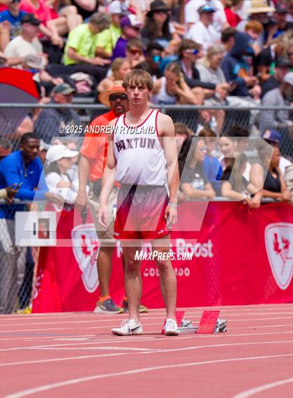 Thumbnail 1 in CHSAA State Championships (400m Finals) photogallery.