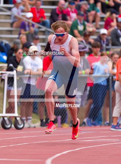 Thumbnail 1 in CHSAA State Championships (400m Finals) photogallery.