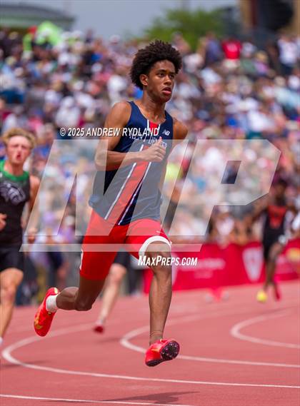 Thumbnail 1 in CHSAA State Championships (400m Finals) photogallery.