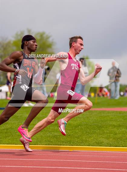 Thumbnail 3 in CHSAA State Championships (400m Finals) photogallery.
