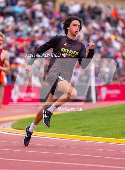 Thumbnail 2 in CHSAA State Championships (400m Finals) photogallery.
