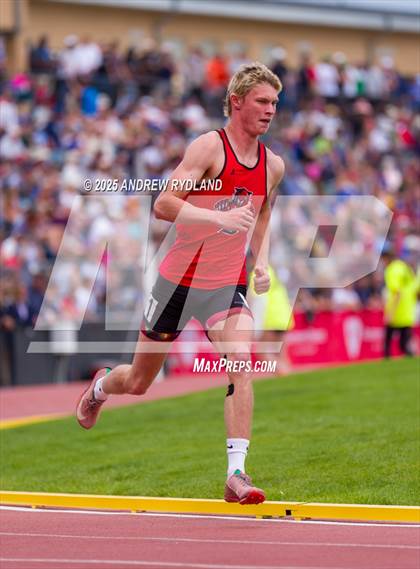Thumbnail 2 in CHSAA State Championships (400m Finals) photogallery.