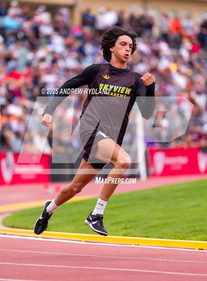 Thumbnail 3 in CHSAA State Championships (400m Finals) photogallery.