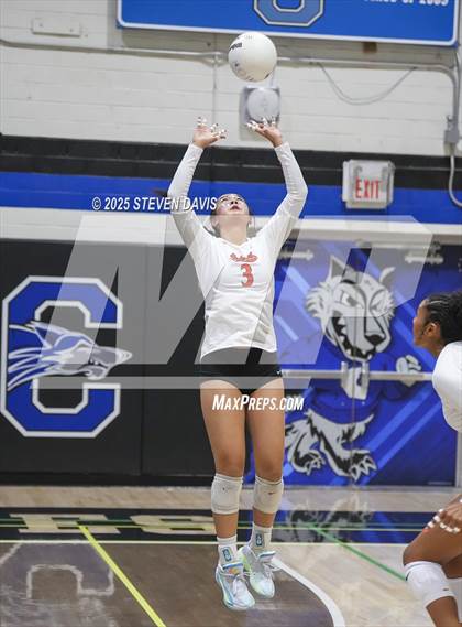 Thumbnail 2 in Pinnacle vs Corona del Sol (House of Payne Tournament) photogallery.