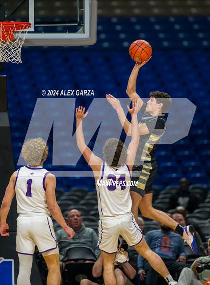 Thumbnail 3 in Benjamin vs Jayton (UIL 1A Basketball Final) photogallery.