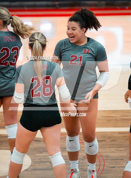 Thumbnail 2 in Hartselle @ James Clemens photogallery.