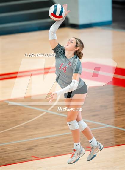 Thumbnail 1 in Hartselle @ James Clemens photogallery.
