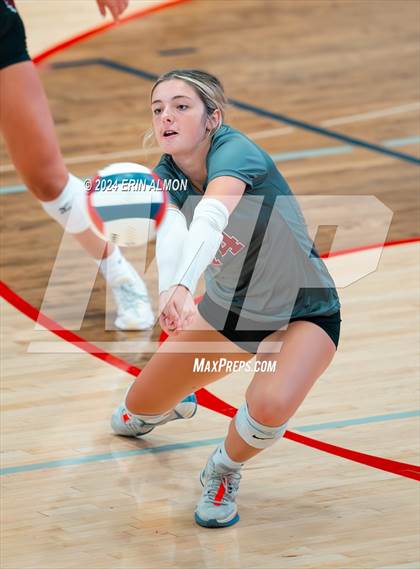 Thumbnail 2 in Hartselle @ James Clemens photogallery.