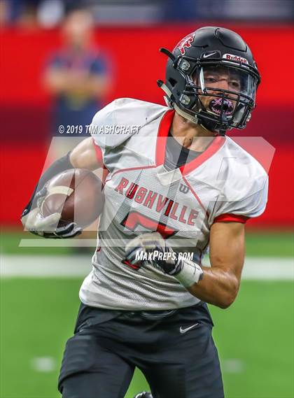 Thumbnail 1 in Franklin County vs Rushville @ Lucas Oil Stadium photogallery.