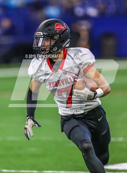 Thumbnail 3 in Franklin County vs Rushville @ Lucas Oil Stadium photogallery.