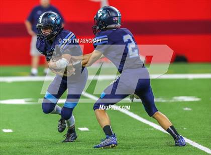 Thumbnail 3 in Franklin County vs Rushville @ Lucas Oil Stadium photogallery.