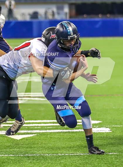 Thumbnail 2 in Franklin County vs Rushville @ Lucas Oil Stadium photogallery.