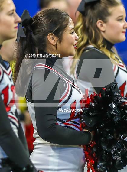 Thumbnail 3 in Franklin County vs Rushville @ Lucas Oil Stadium photogallery.