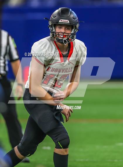 Thumbnail 1 in Franklin County vs Rushville @ Lucas Oil Stadium photogallery.