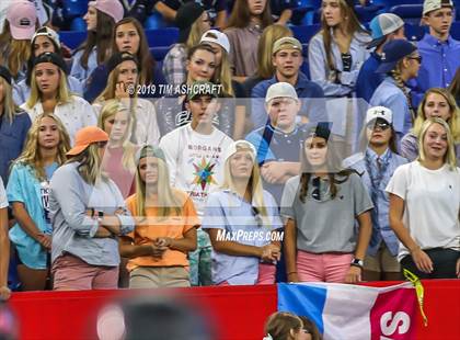 Thumbnail 1 in Franklin County vs Rushville @ Lucas Oil Stadium photogallery.