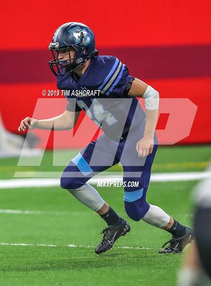 Thumbnail 2 in Franklin County vs Rushville @ Lucas Oil Stadium photogallery.